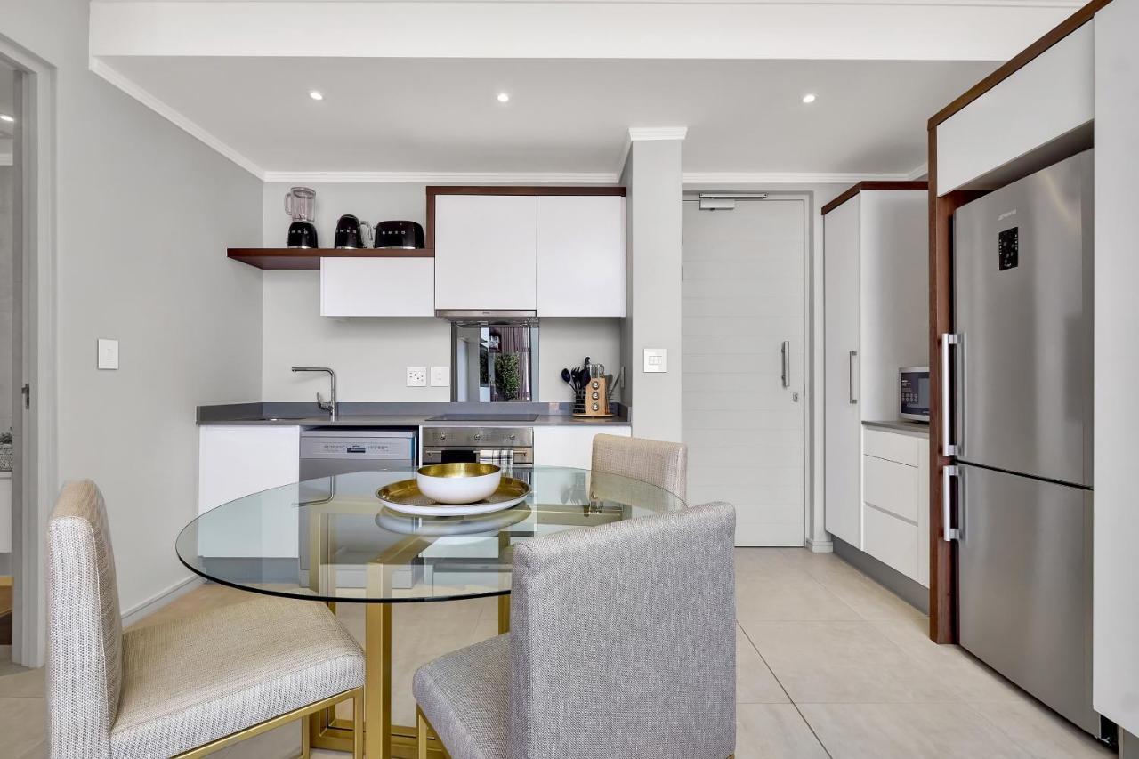 Sandton Apartment 15 West Road South Johannesburg Exterior foto